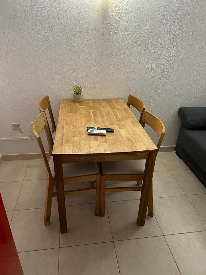 Apartament La Cova Peralada Luaran gambar